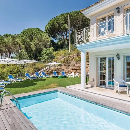 Holiday home In With House A Mountain View